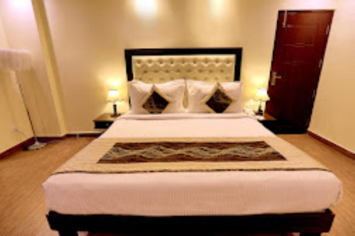 The Fern Residency Haridwar Hotel Екстериор снимка